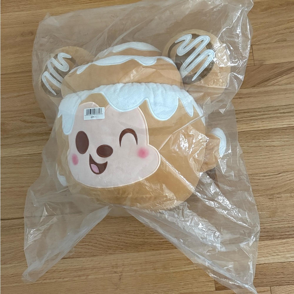 Disney Munchlings Mickey Mouse Cinnamon Swirl Bun Large Plush New With Tag